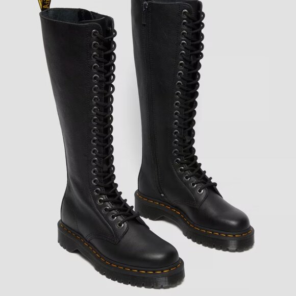 New in box Dr. Martens 1b60 bex pisa 20 eye knee high boots - Picture 1 of 7